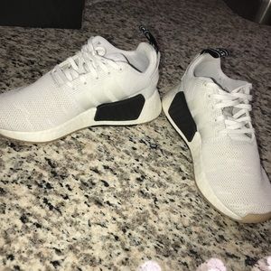 Women’s Adidas NMD (sz 6)